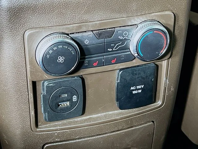 Used 2022 White Ford King Ranch image 27