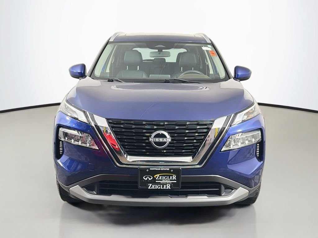 Used 2023 Caspian Blue Metallic Nissan SV image 3