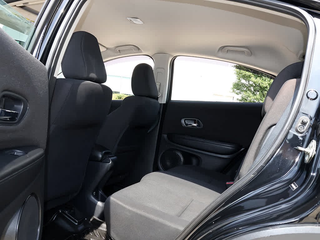 2017 Honda HR-V LX - Photo 9