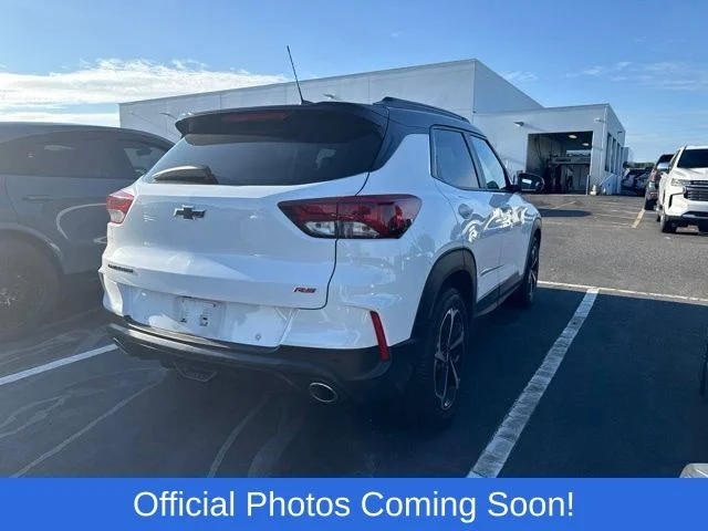 Used 2021 White Chevrolet RS image 5