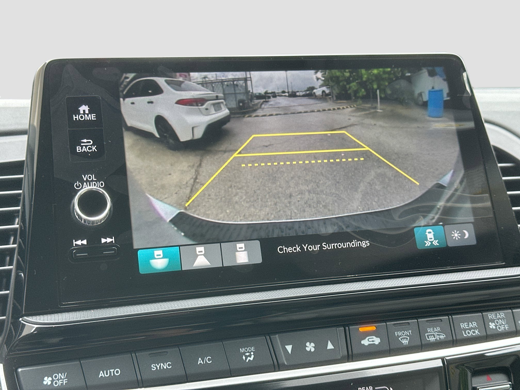 2026 Honda Odyssey EX-L - Photo 11