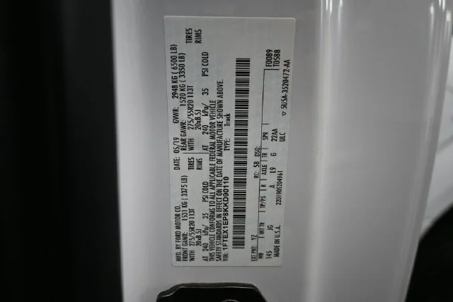 Used 2019 White Ford XL image 39
