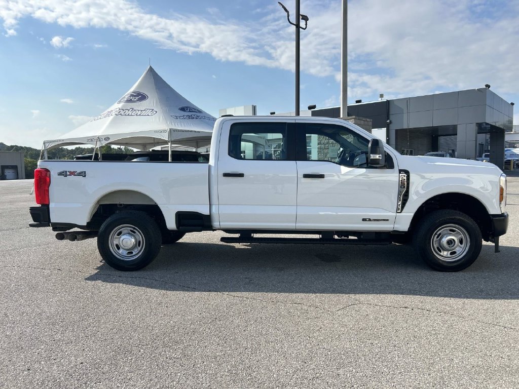 Certified Used 2026 Oxford White Ford XL image 3