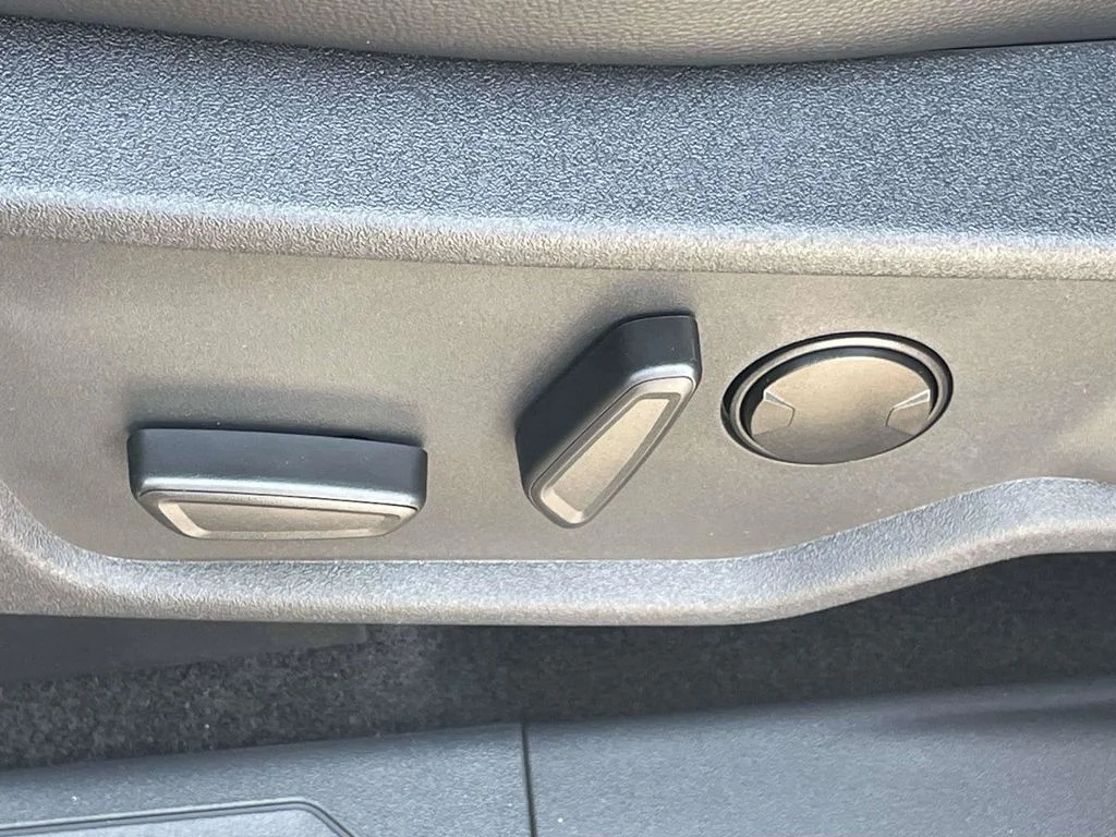 New 2026 Marsh Gray Ford Outer Banks image 14