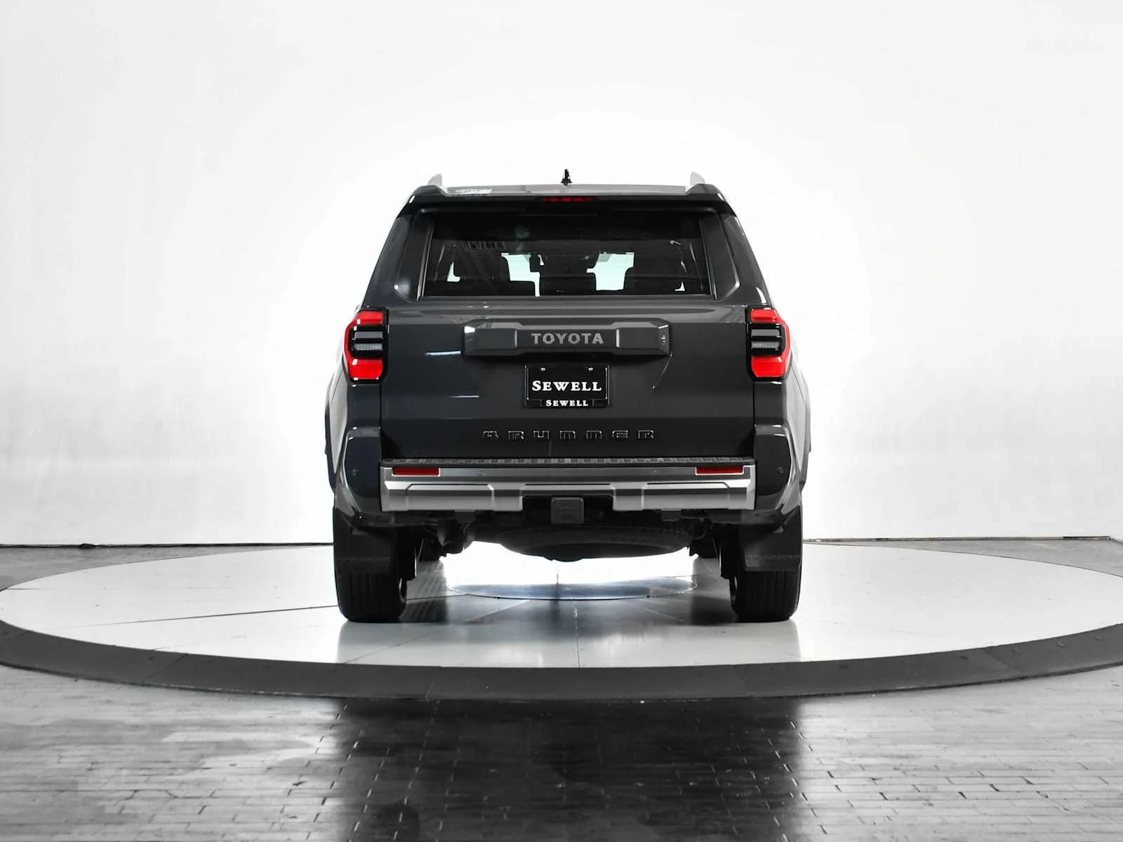 Used 2025 Underground Toyota Limited image 4