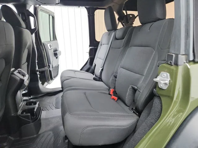 Used 2020 Green Jeep Unlimited Sport S image 30