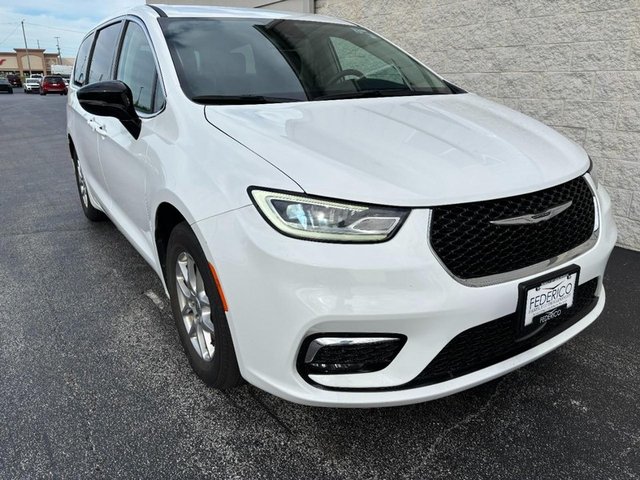 2024 Chrysler Pacifica Touring L FWD
