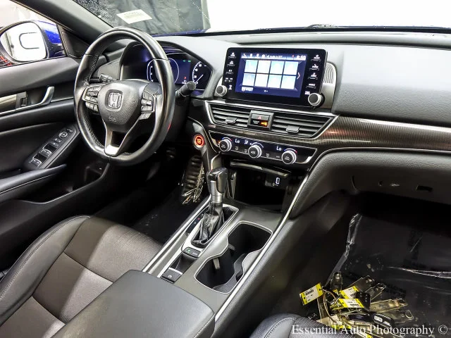 Used 2020 Blue Honda Sport image 23