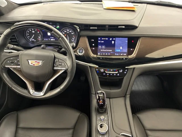 Certified Used 2025 Crystal White Tricoat Cadillac Premium Luxury image 21