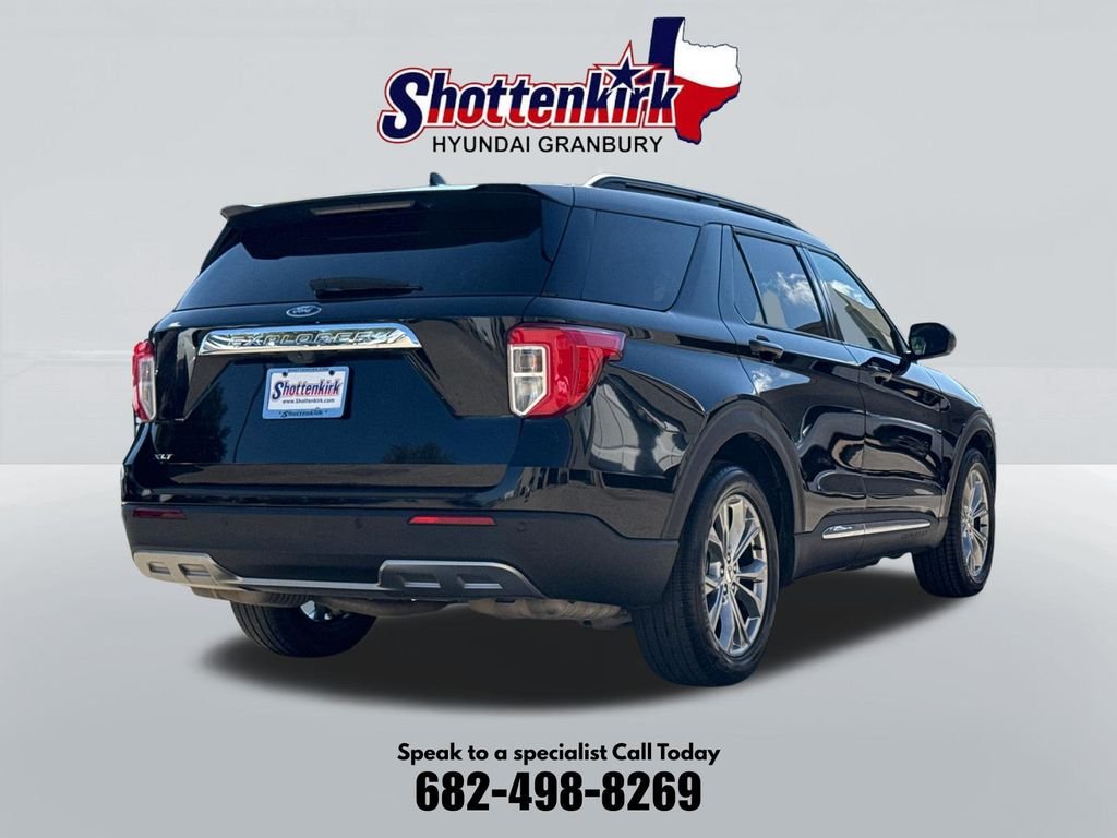 Used 2023 Black Ford XLT image 6