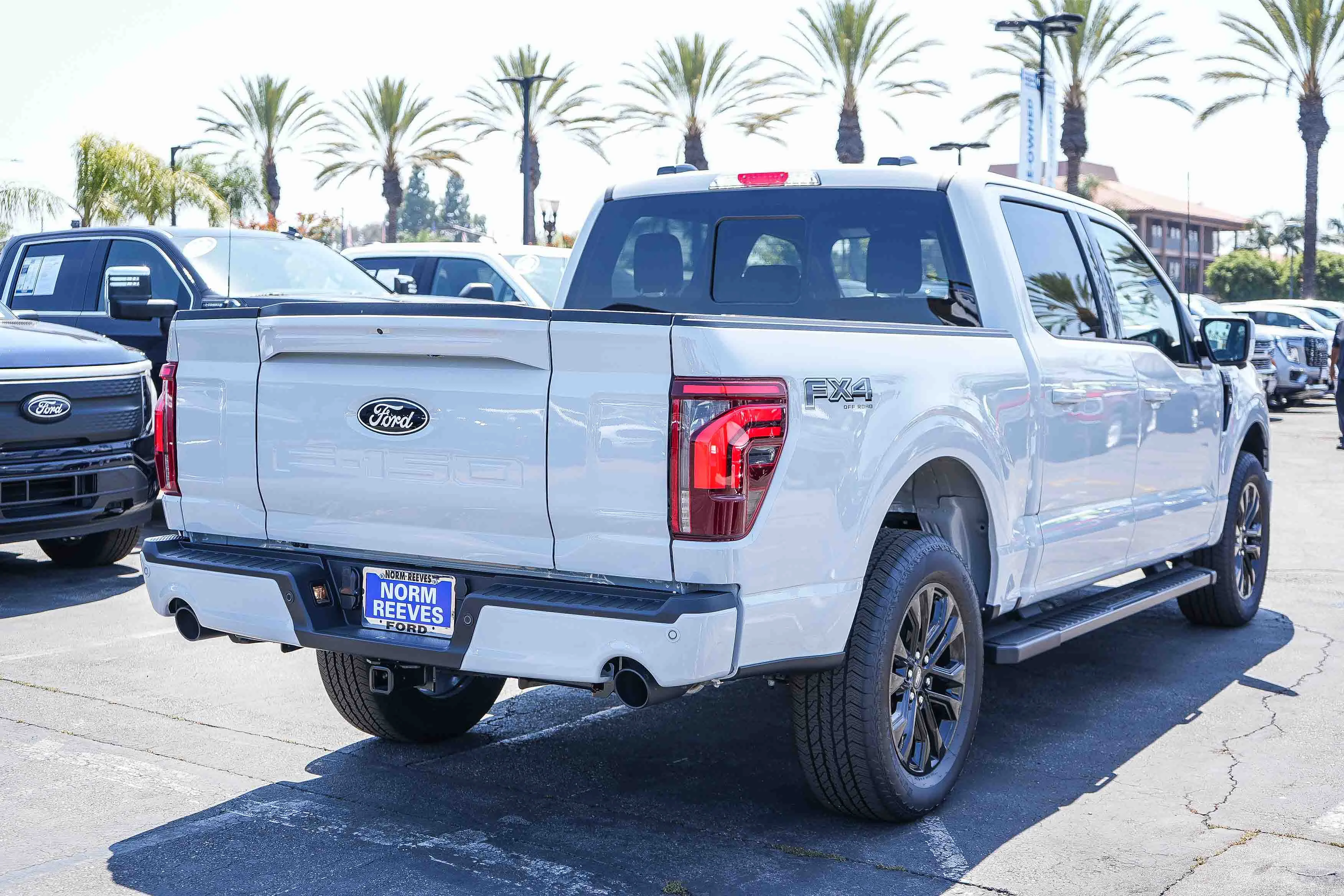 New 2026 Avalanche Ford Lariat® image 6