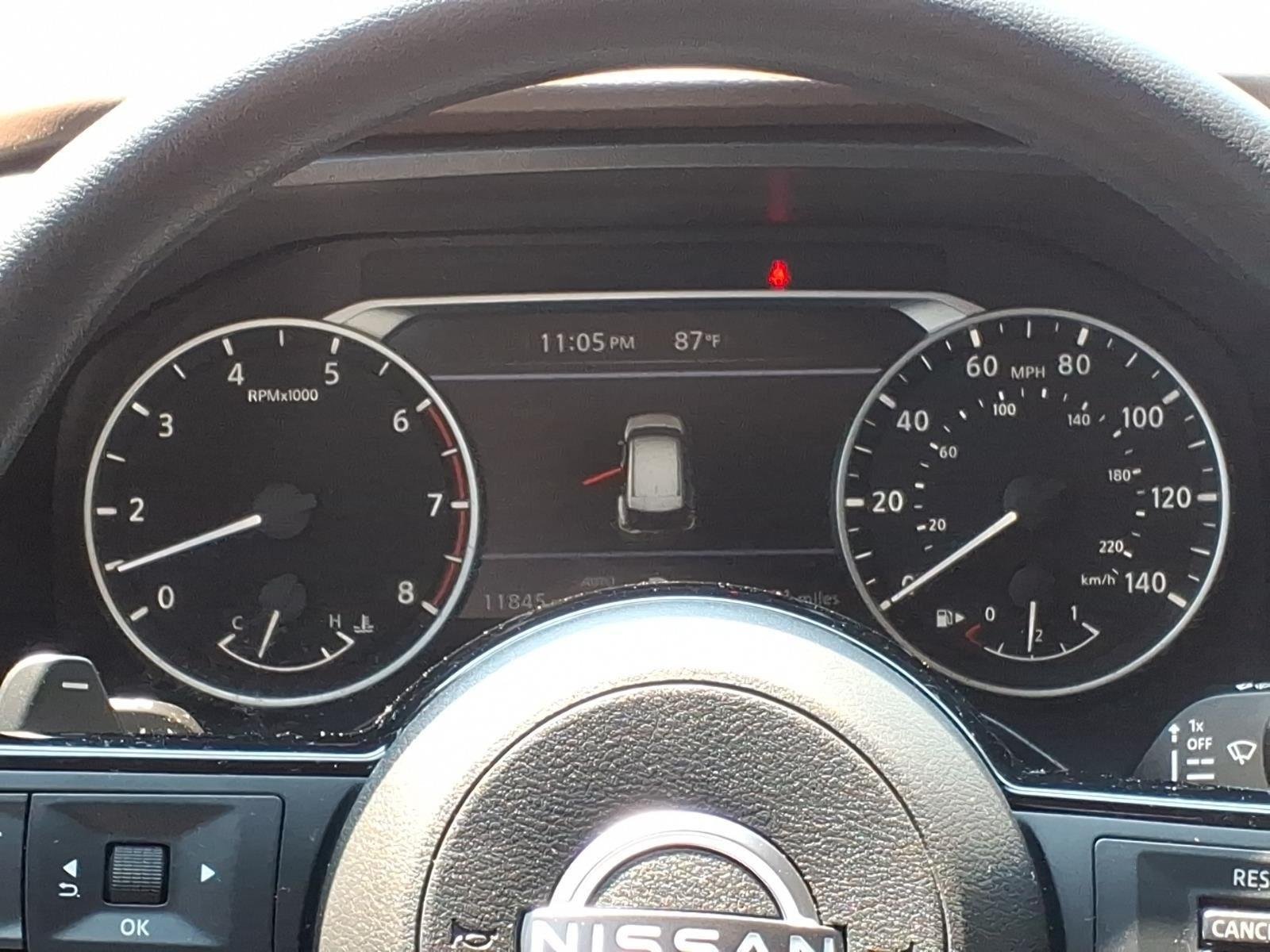 Used 2023  NISSAN SV image 13