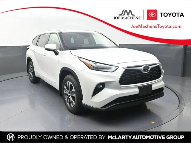 2025 Toyota Highlander XLE