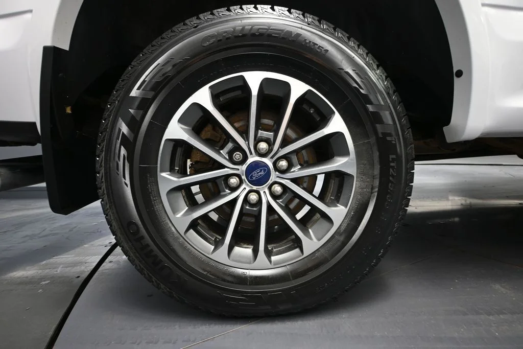 Used 2020 White Ford XLT image 16