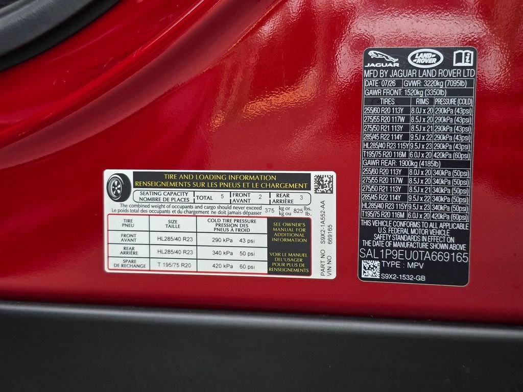 New 2026 Firenze Red LAND ROVER SE image 37