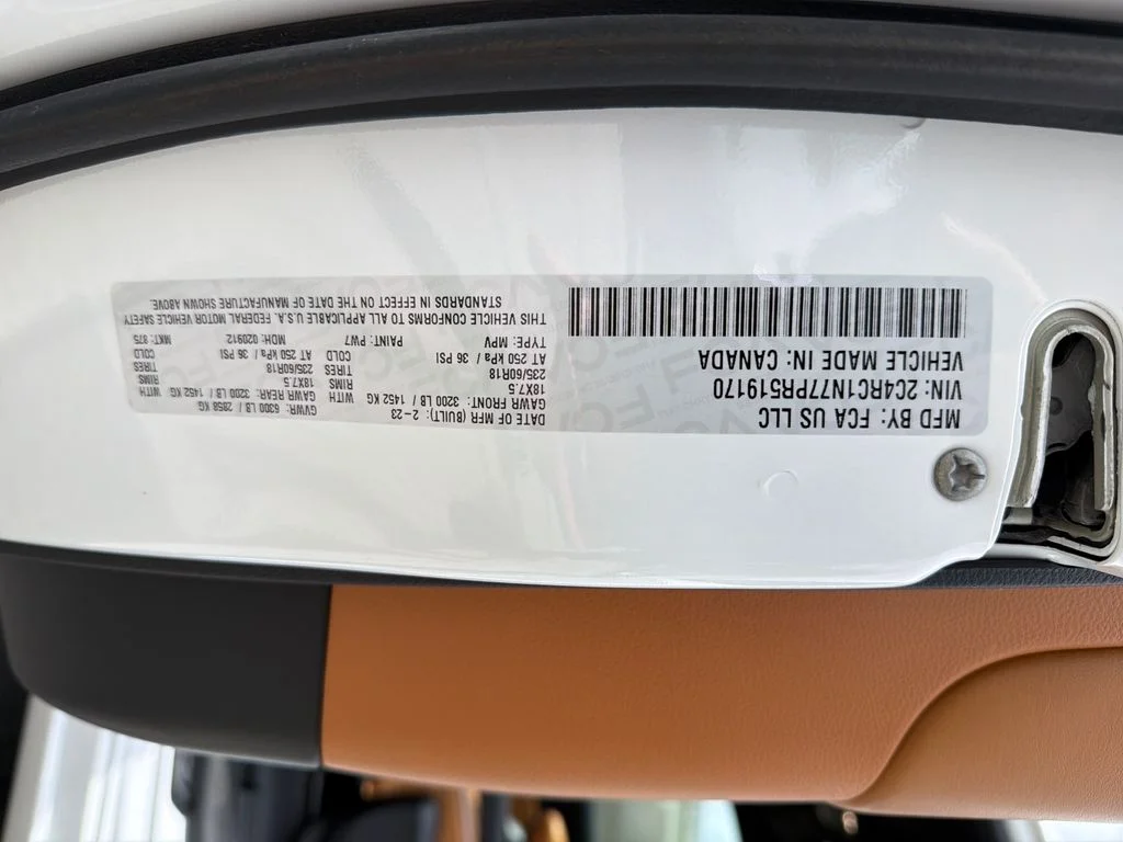 2023 Chrysler Pacifica Hybrid Pinnacle - Photo 39