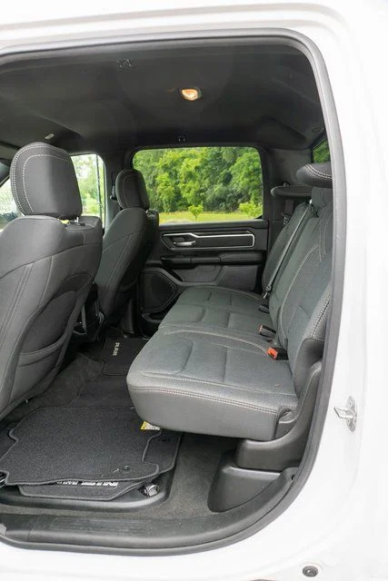 Used 2019 White Ram Big Horn/Lone Star image 11