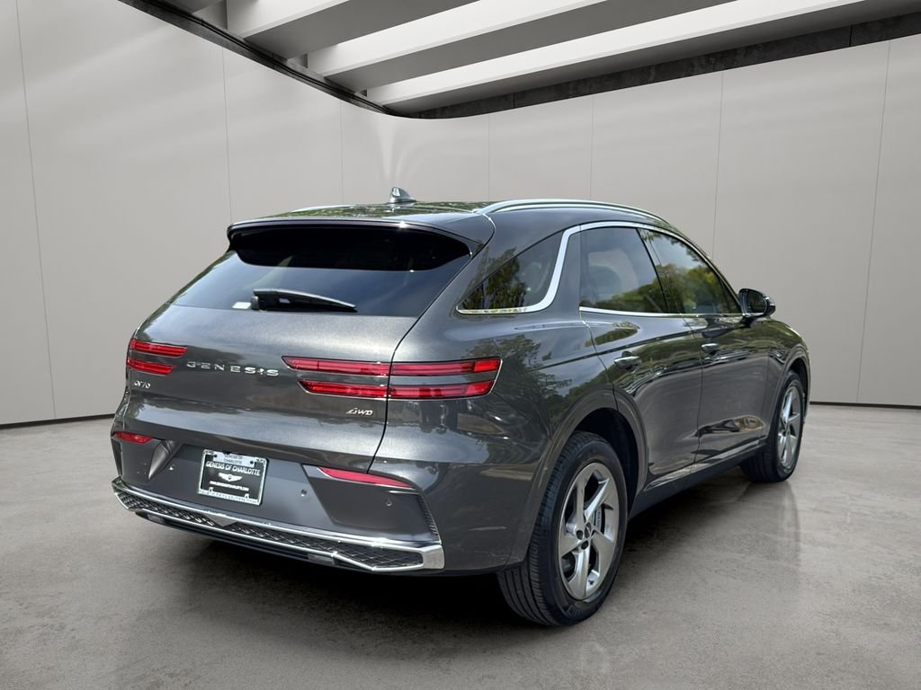 2026 GENESIS GV70 Standard - Photo 5