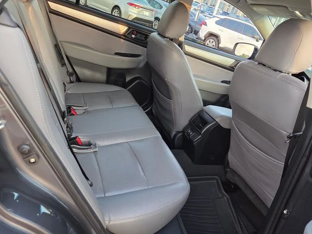 Used 2019 Gray Subaru 2.5i Premium image 16