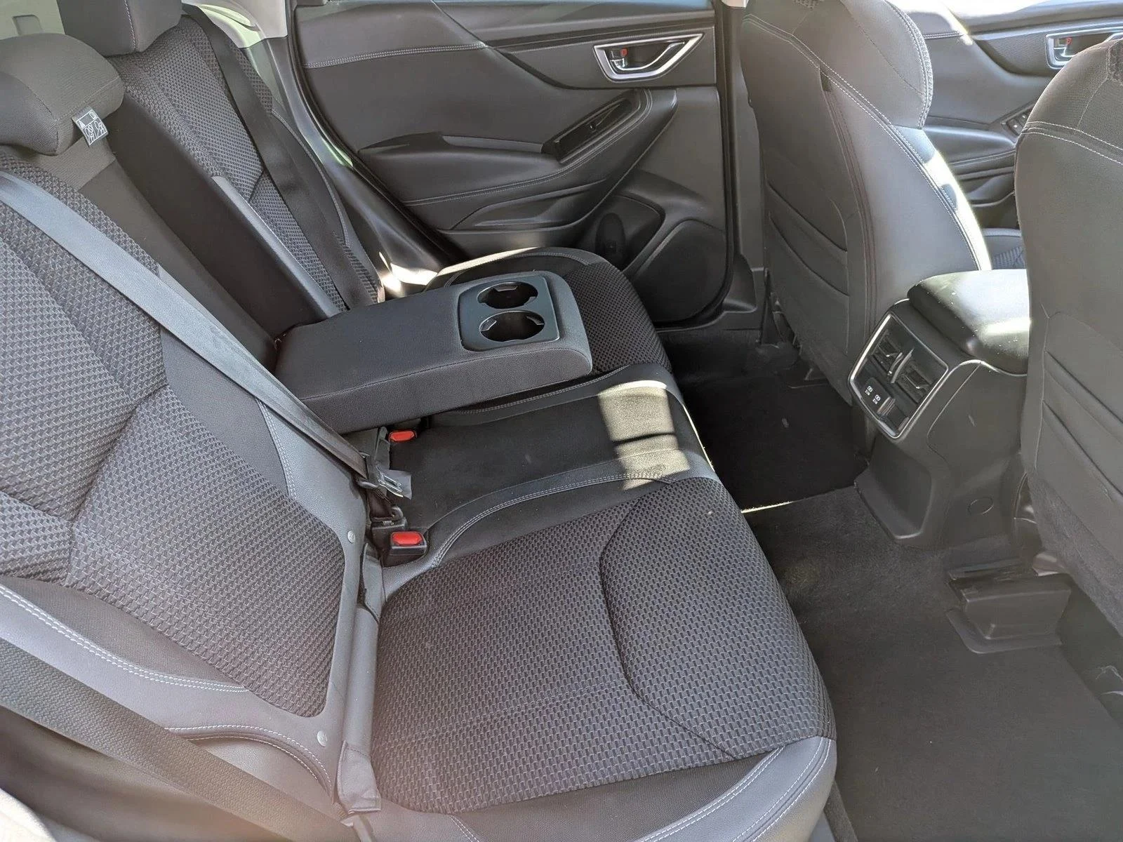 Used 2021 Ice Silver Metallic Subaru Premium image 19