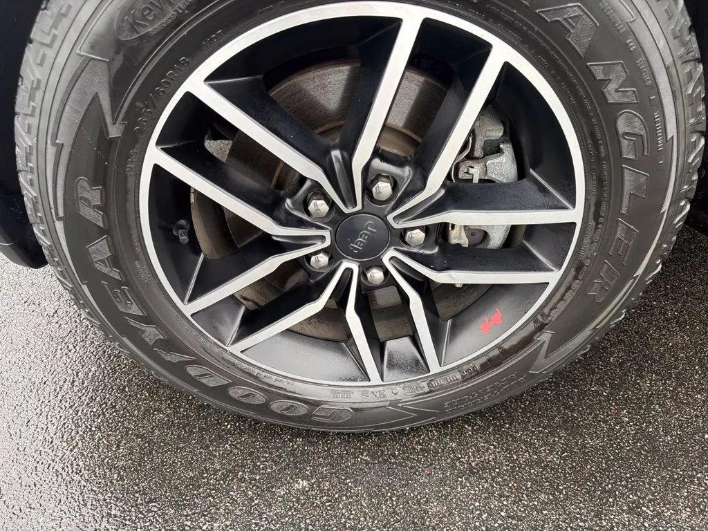 Used 2020 Slate Blue Pearlcoat Jeep Trailhawk image 8