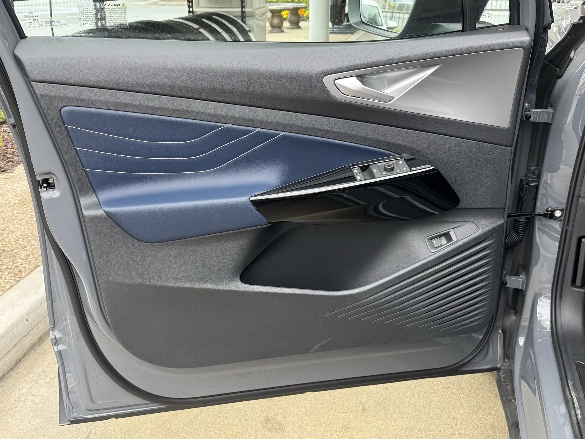 New 2026 Pure Gray Volkswagen Pro S image 11