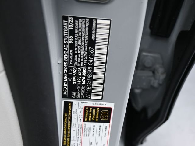 Used 2024  Mercedes-Benz Base image 18