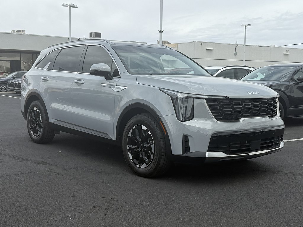2025 Kia Sorento S AT's photo