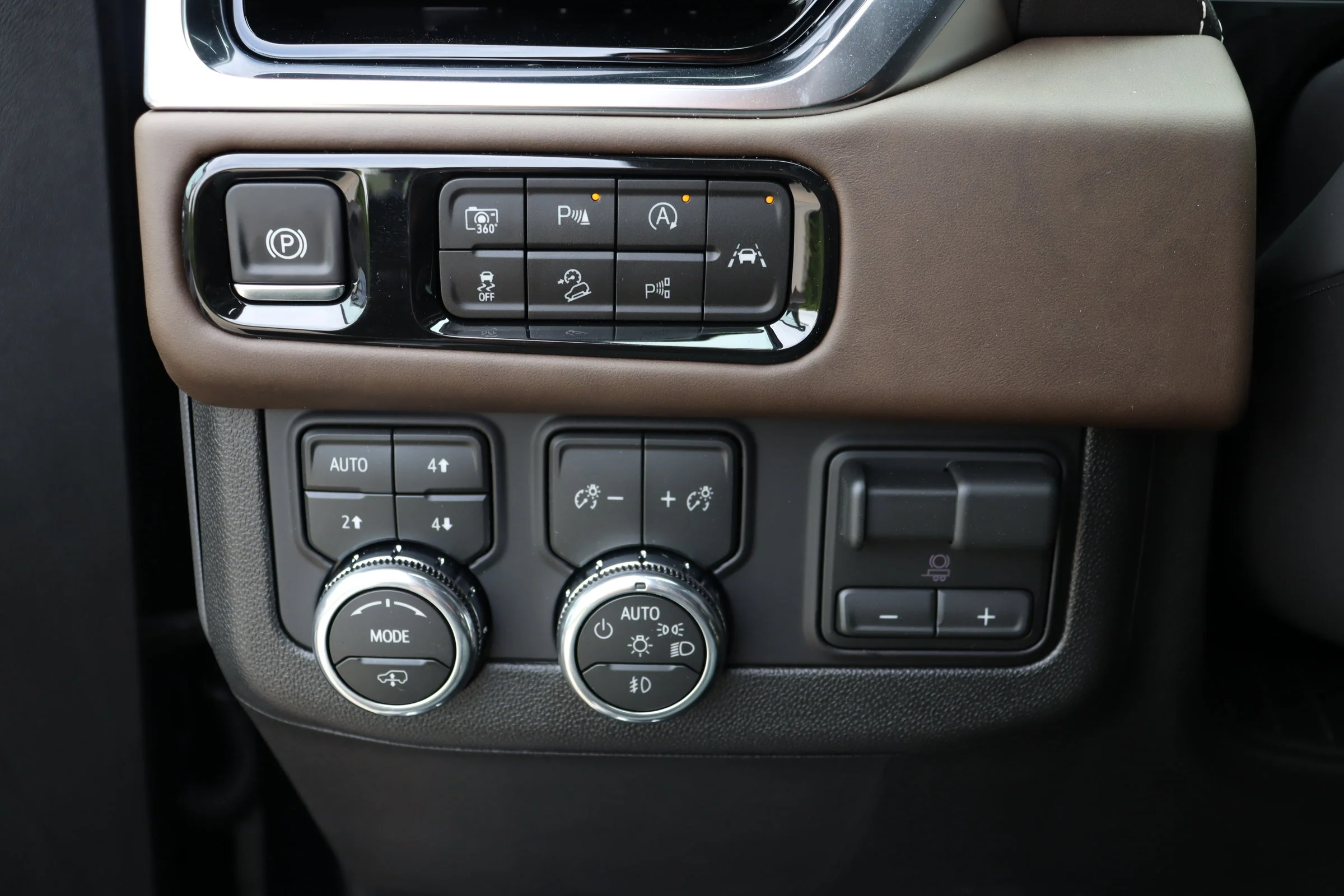 New 2026 Onyx Black GMC Denali Ultimate image 27