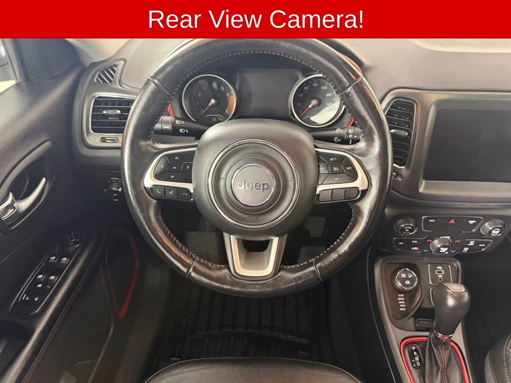 Used 2018 White Jeep Trailhawk image 9