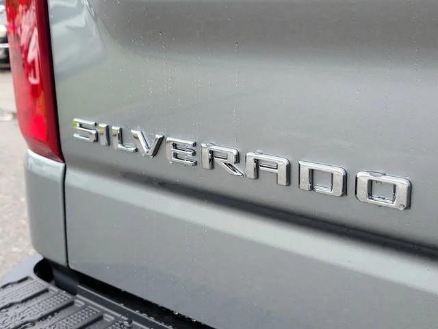 2026 Chevrolet Silverado 1500 LTZ - Photo 8