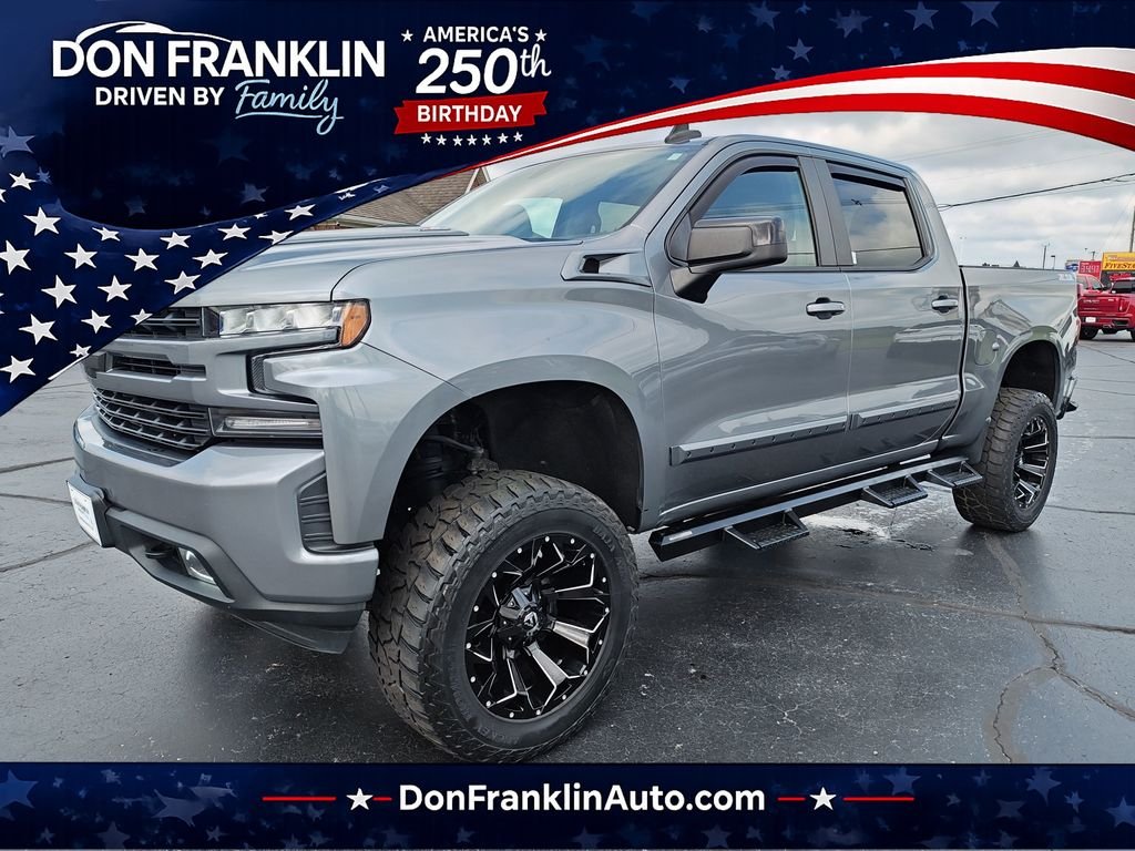 Used 2020 Gray Chevrolet RST image 1