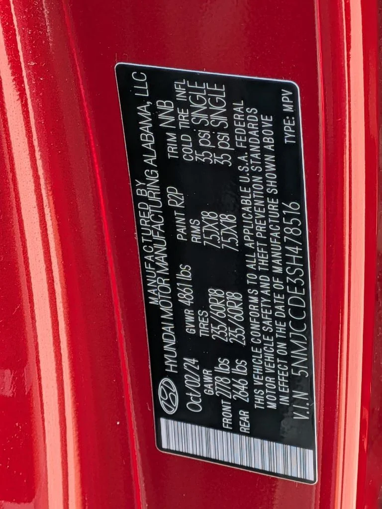 Used 2025 Red Hyundai SEL Convenience image 33