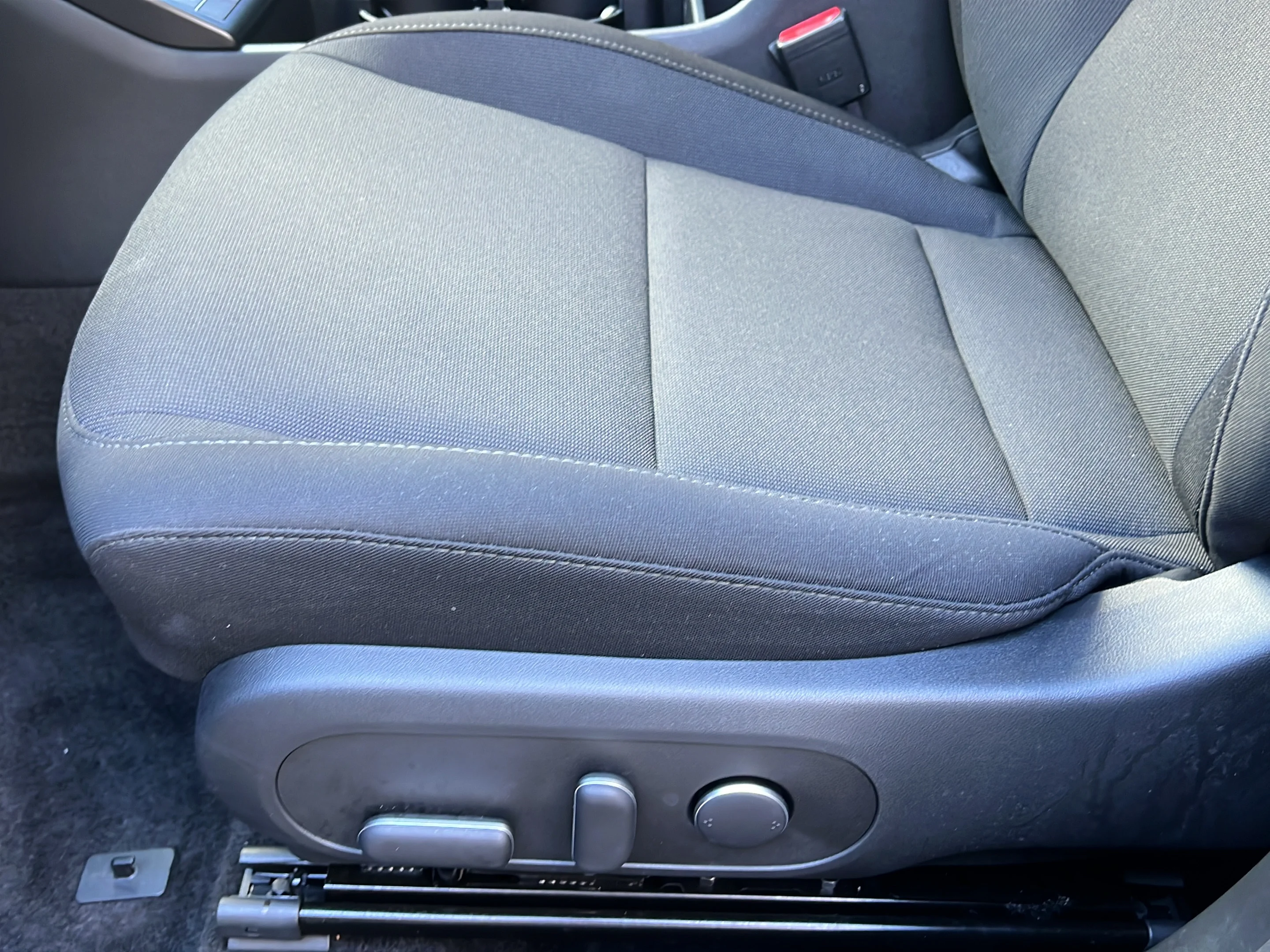 Used 2025 Abyss Black Pearl Hyundai SEL Convenience image 14