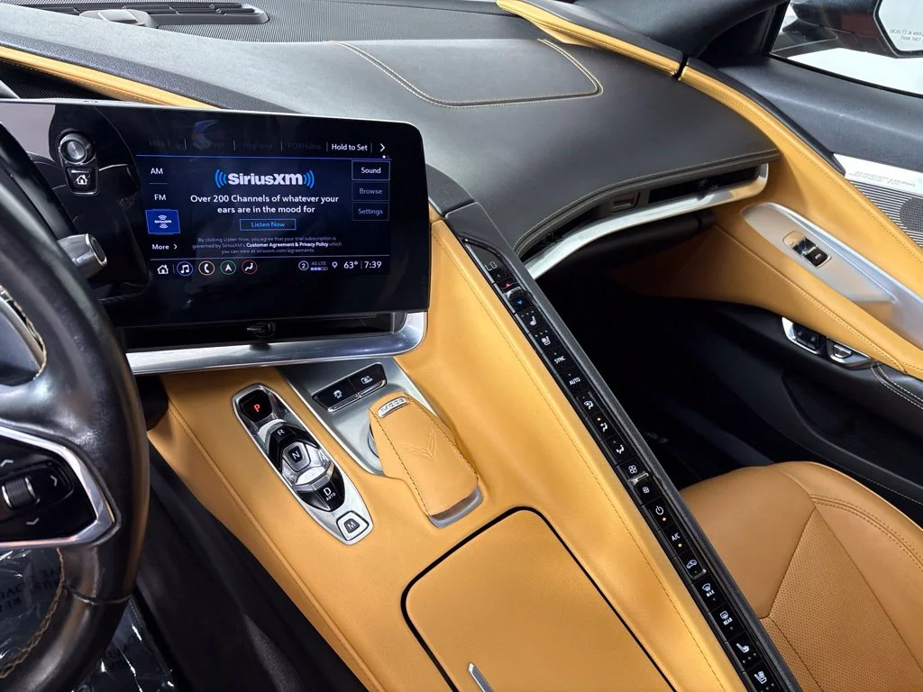 Used 2022 Orange Chevrolet Stingray image 32