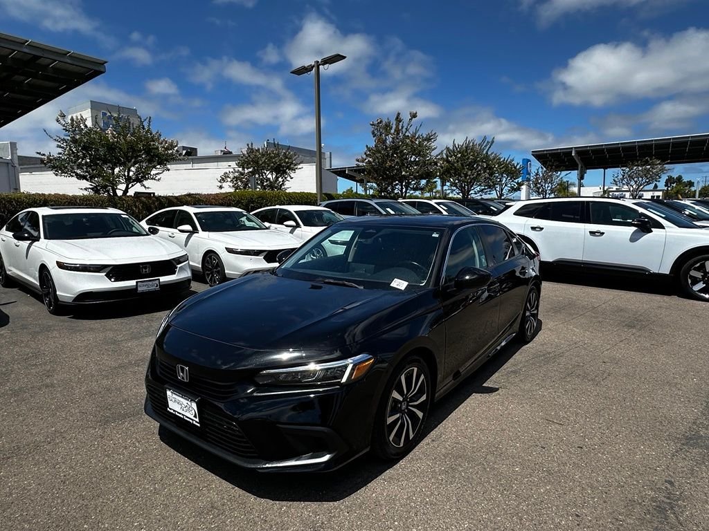 Used 2023 Black Honda EX image 2