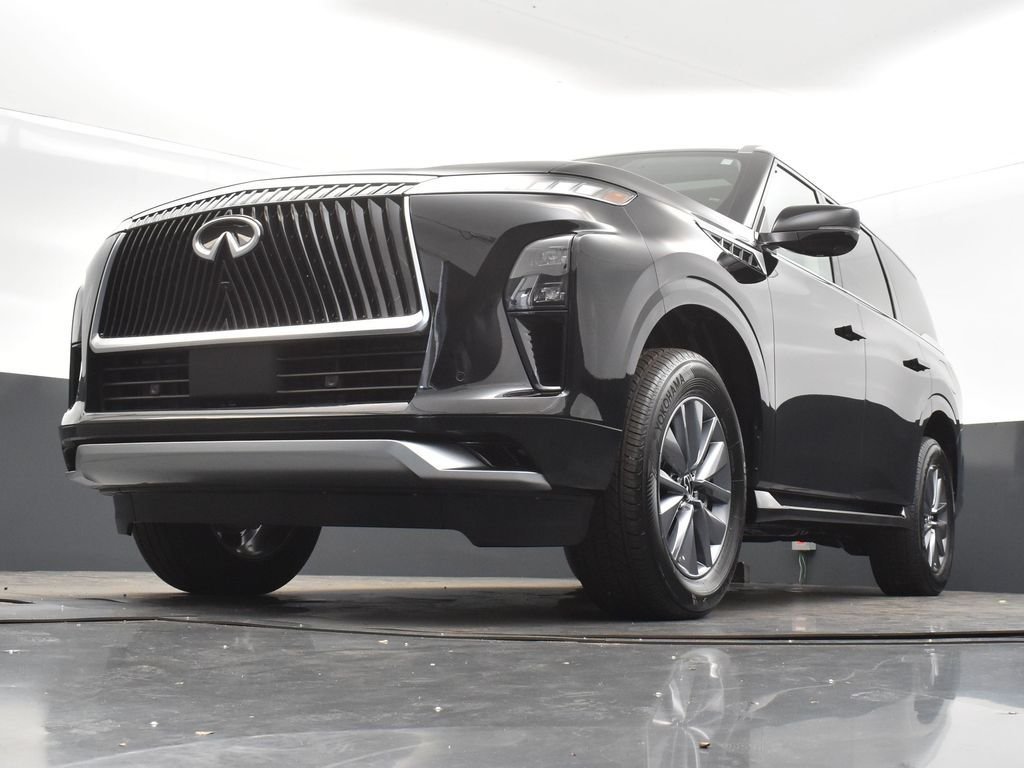 Used 2025 Black INFINITI PURE image 42