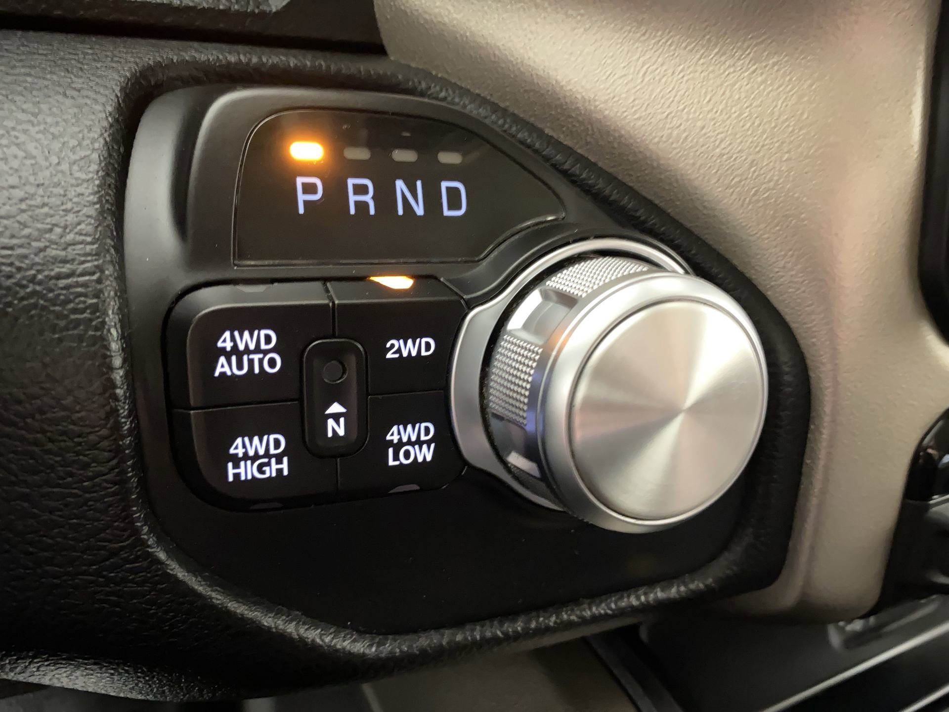 Used 2020 Granite Crystal Metallic Clearcoat  Ram Laramie image 15