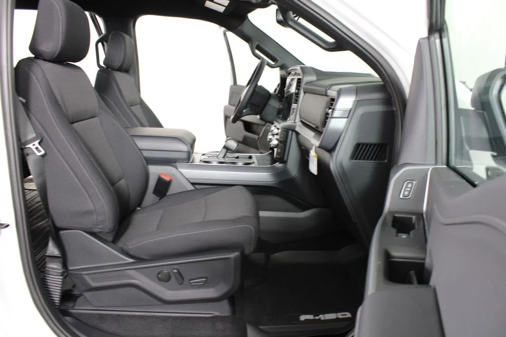 New 2026 White Ford XLT image 15