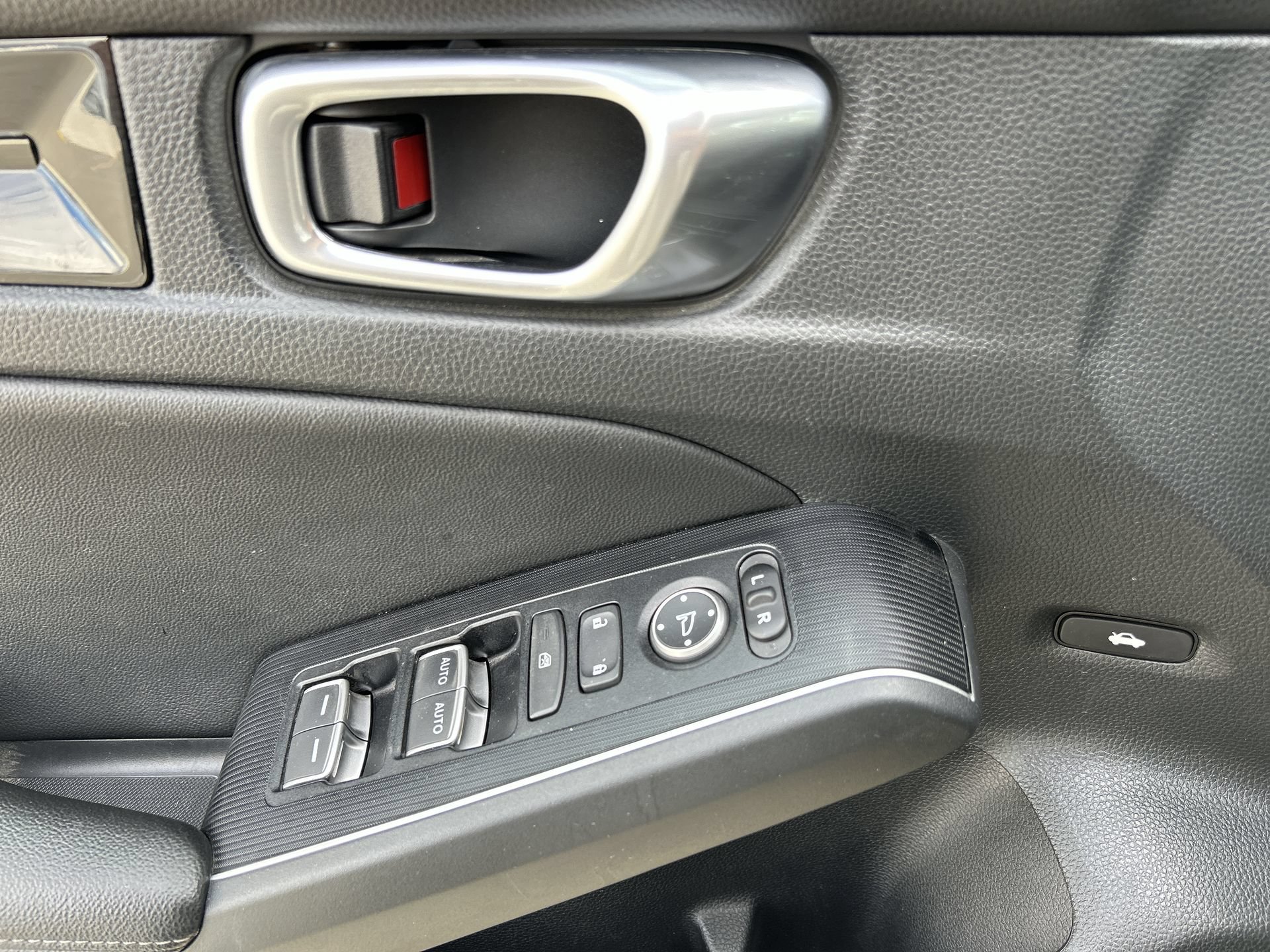 2024 Honda Civic Touring - Photo 15