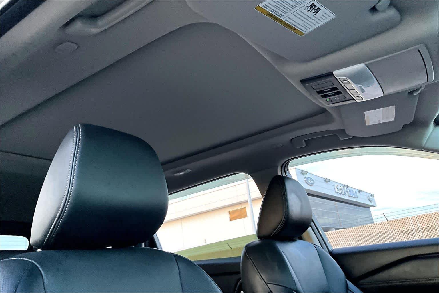 Used 2024 Boulder Gray Pearl Nissan Platinum image 14
