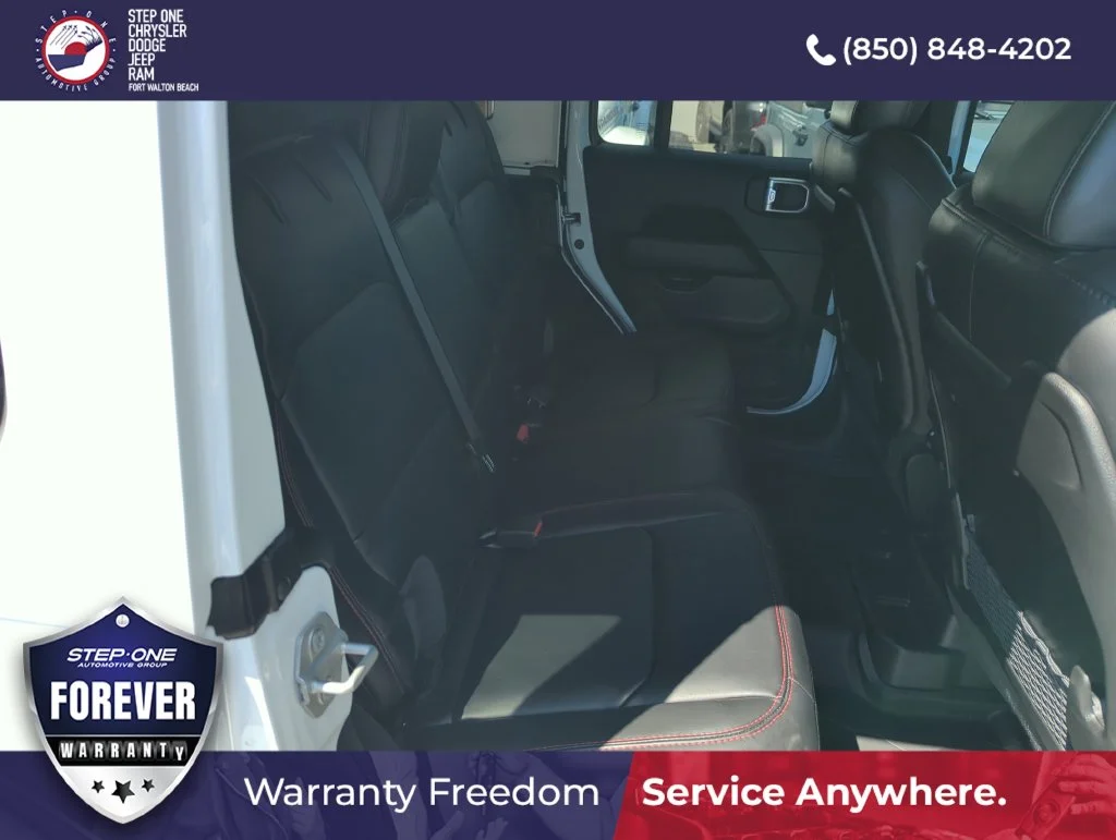 Used 2025 White Jeep Rubicon X image 30