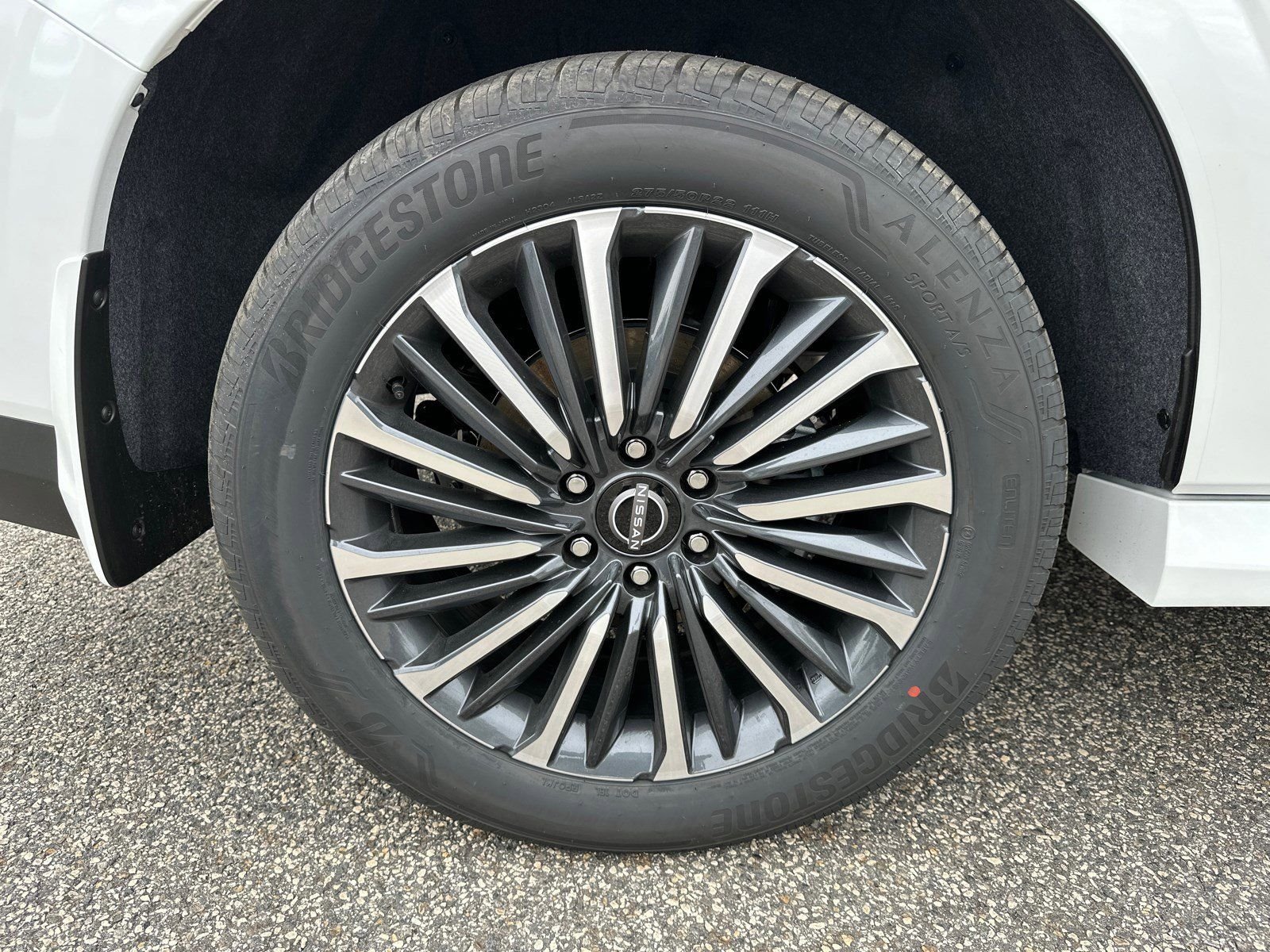 New 2026 White Nissan Platinum Reserve image 18