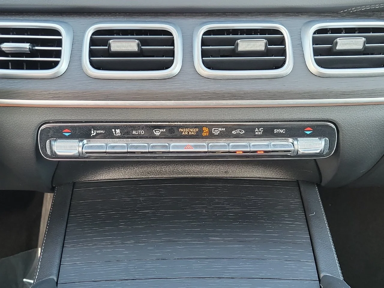 Certified Used 2026 Black Mercedes-Benz GLE 350 image 20