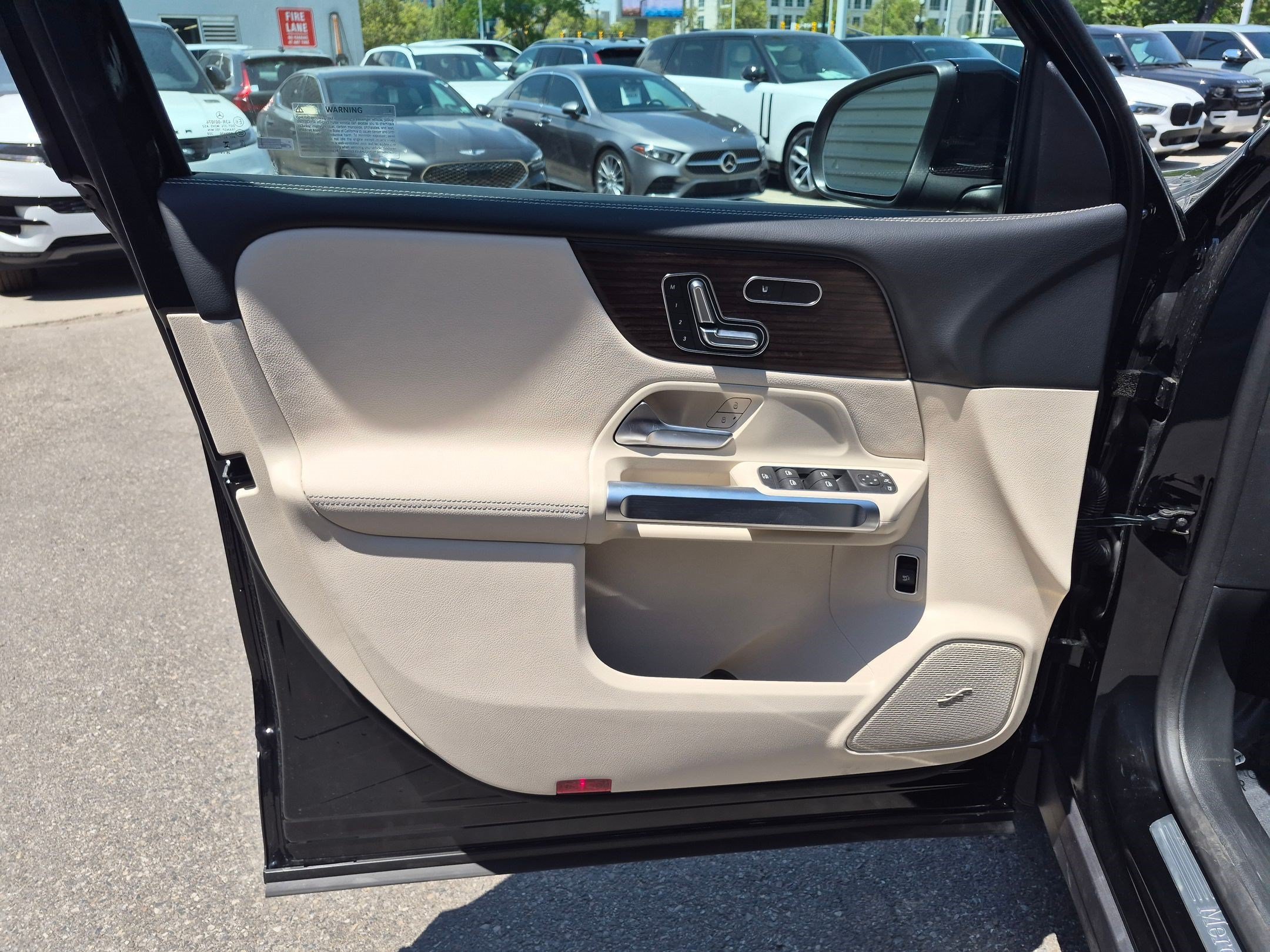 New 2026 Night Black Mercedes-Benz GLB 250 image 10