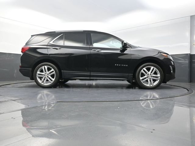 Used 2020 Black Chevrolet Premier image 38