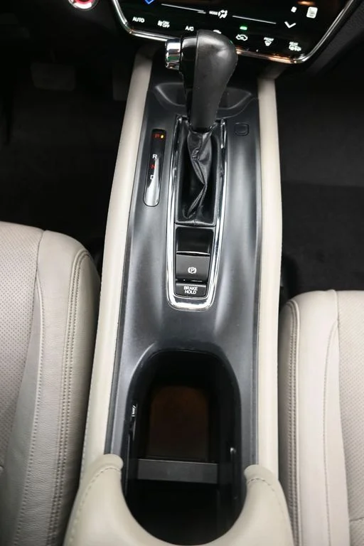 Used 2021  Honda EX-L image 18