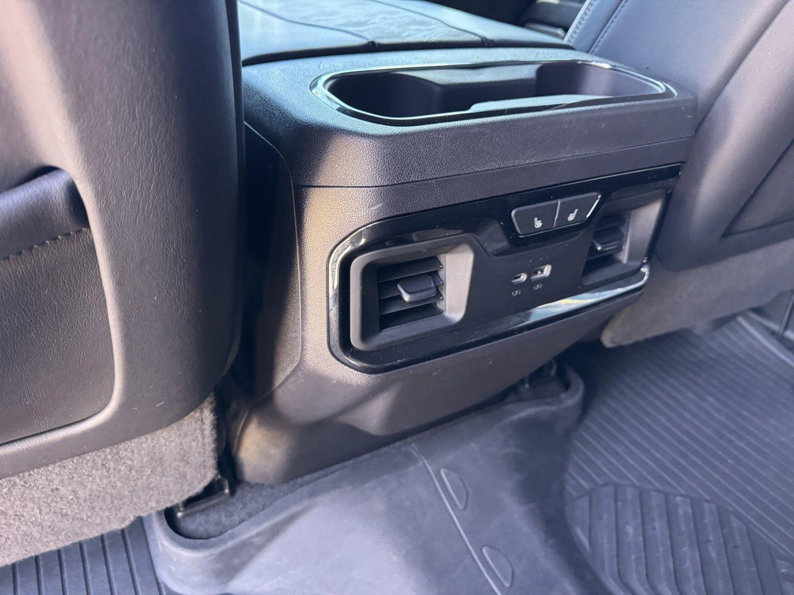 Used 2024 Titanium Rush Metallic GMC AT4X image 17