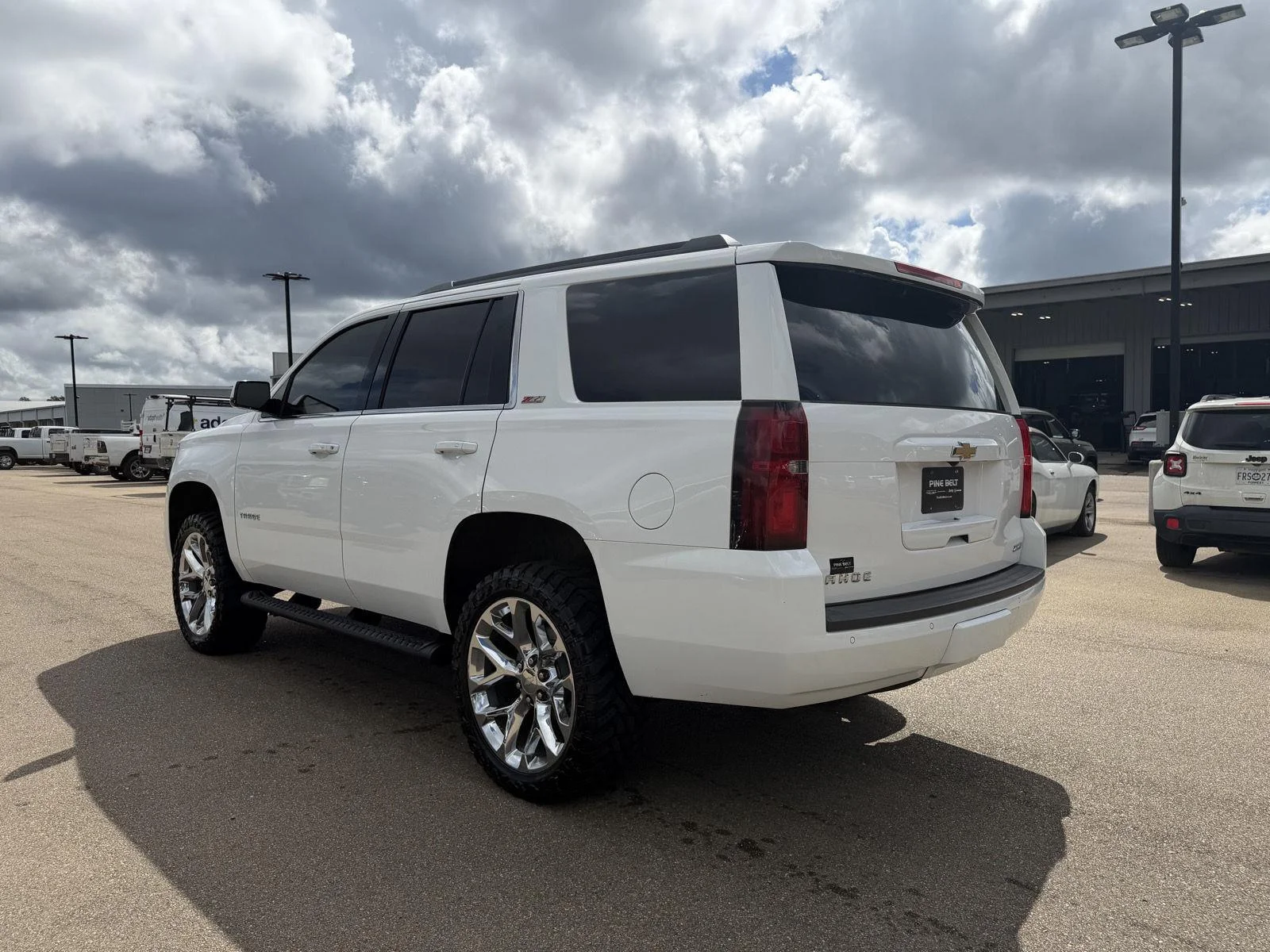 Used 2020 Summit White Chevrolet LT image 4