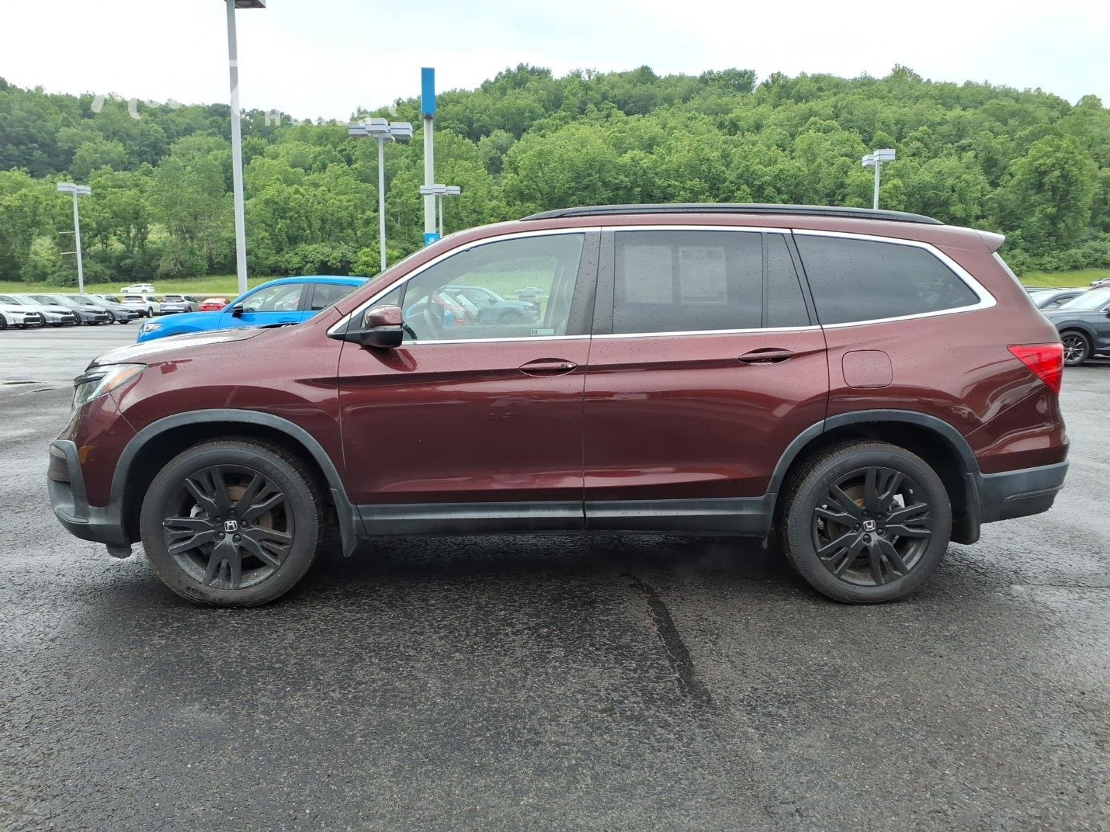 Used 2022 Deep Scarlet Pearl Honda SPECIAL EDITION AWD image 4